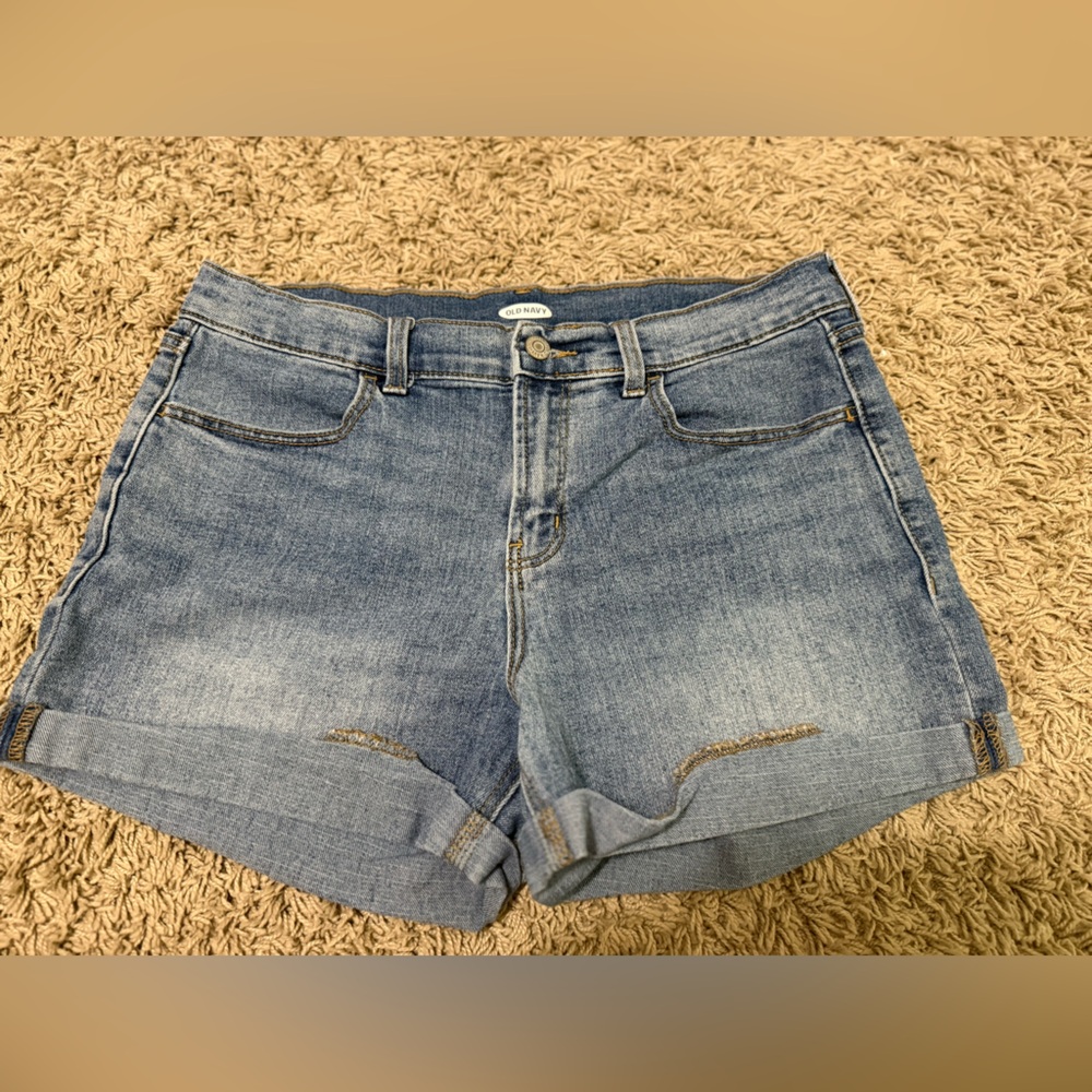 Old Navy Blue Jean Shorts Medium-Light Wash